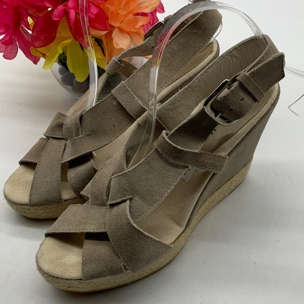 Bette Mueller Taupe suede Wedge Sandals Sz EU 41. MCW0663D
